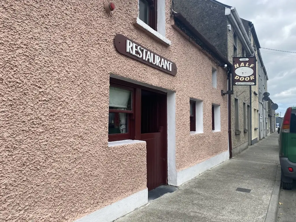 Half Door Bar & Restaurant_Nenagh_slider_image_1