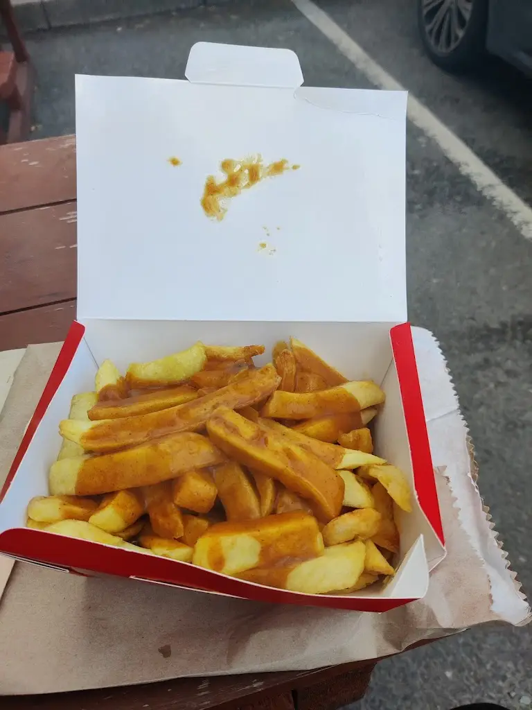 Conchur Lucey_Claudios Takeaway and Pizzeria_Millstreet_Bewertung