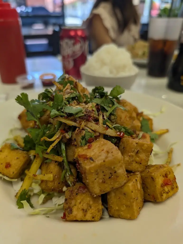 Bridget Clancy_The Wallis Arms_Millstreet_review