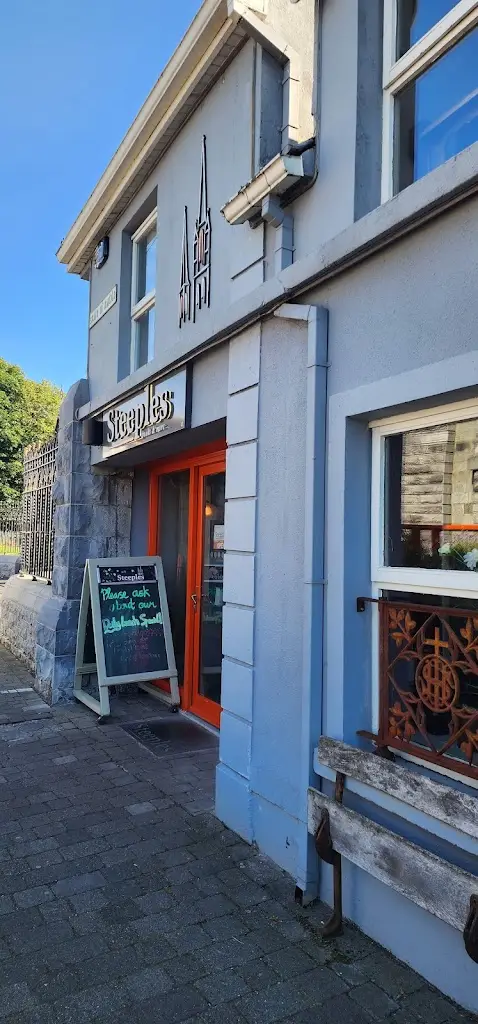 Trish_Steeples_Nenagh Bridge_review