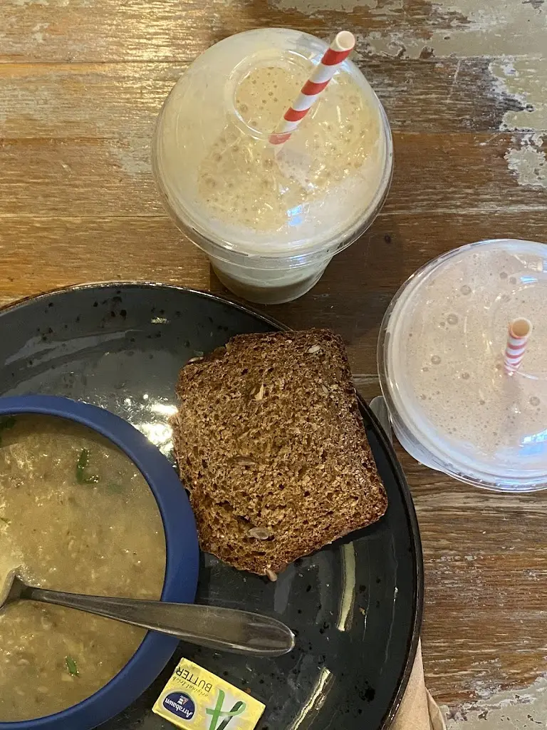 Zuzana Tóthová_Steeples_Nenagh Bridge_review