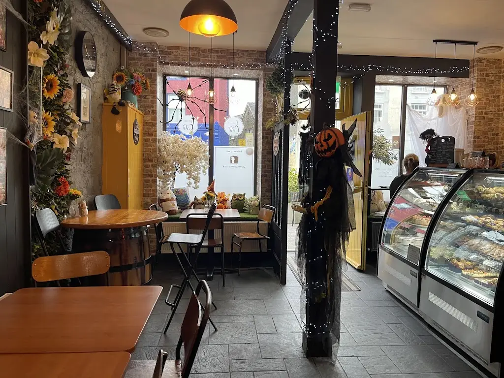 Yumm Cafe_Kanturk_slider_image_2