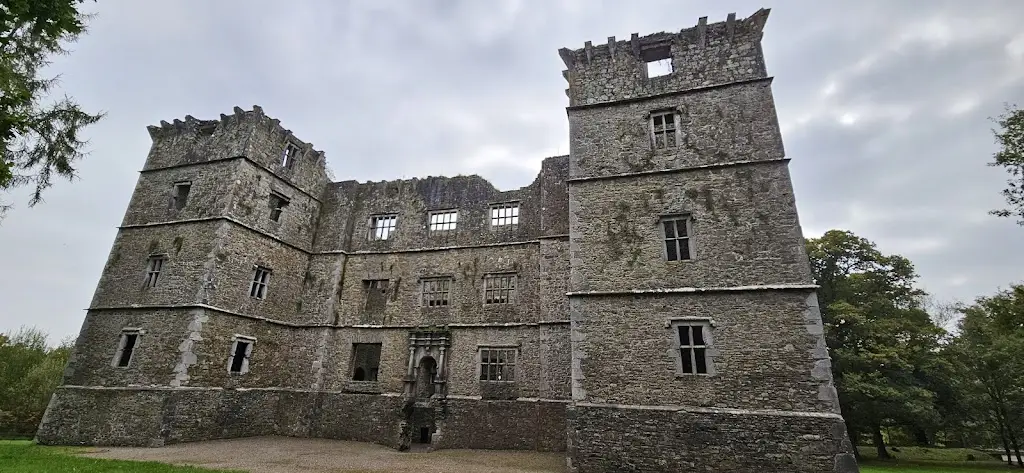 Linda Baribeau_Kanturk Castle_Kanturk_review