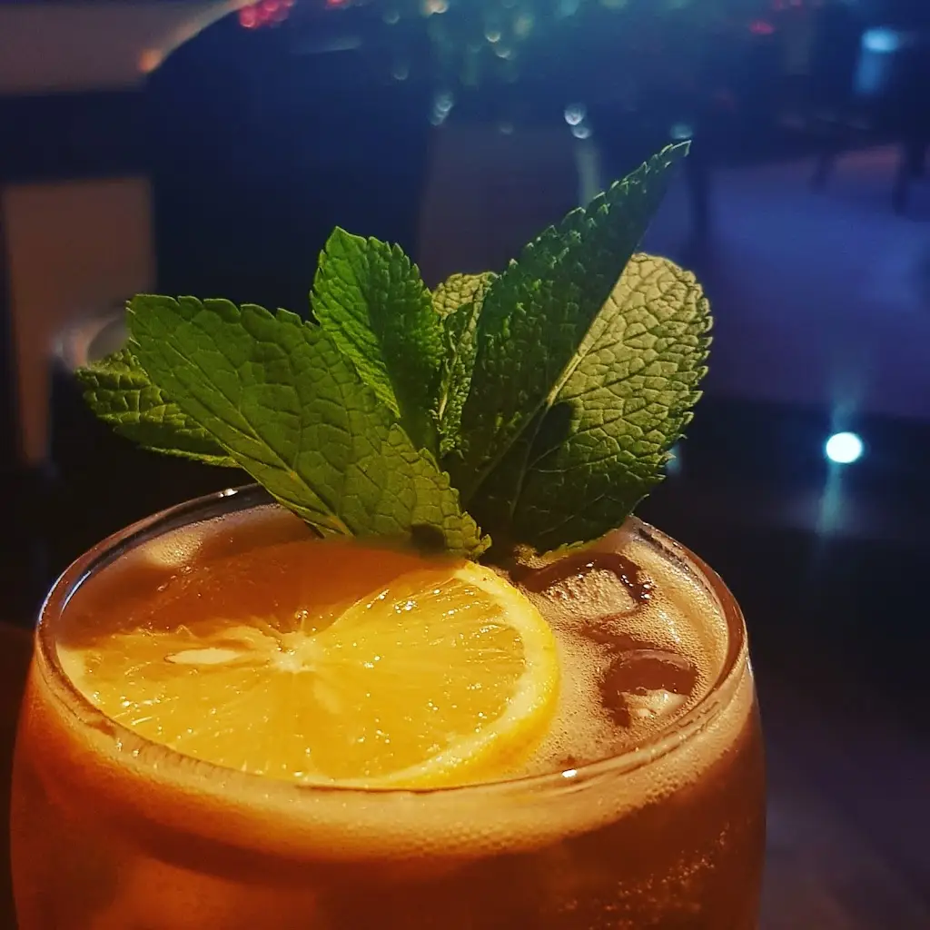 The Four Winds Bar and Restaurant_Ráth Luirc_slider_image_3