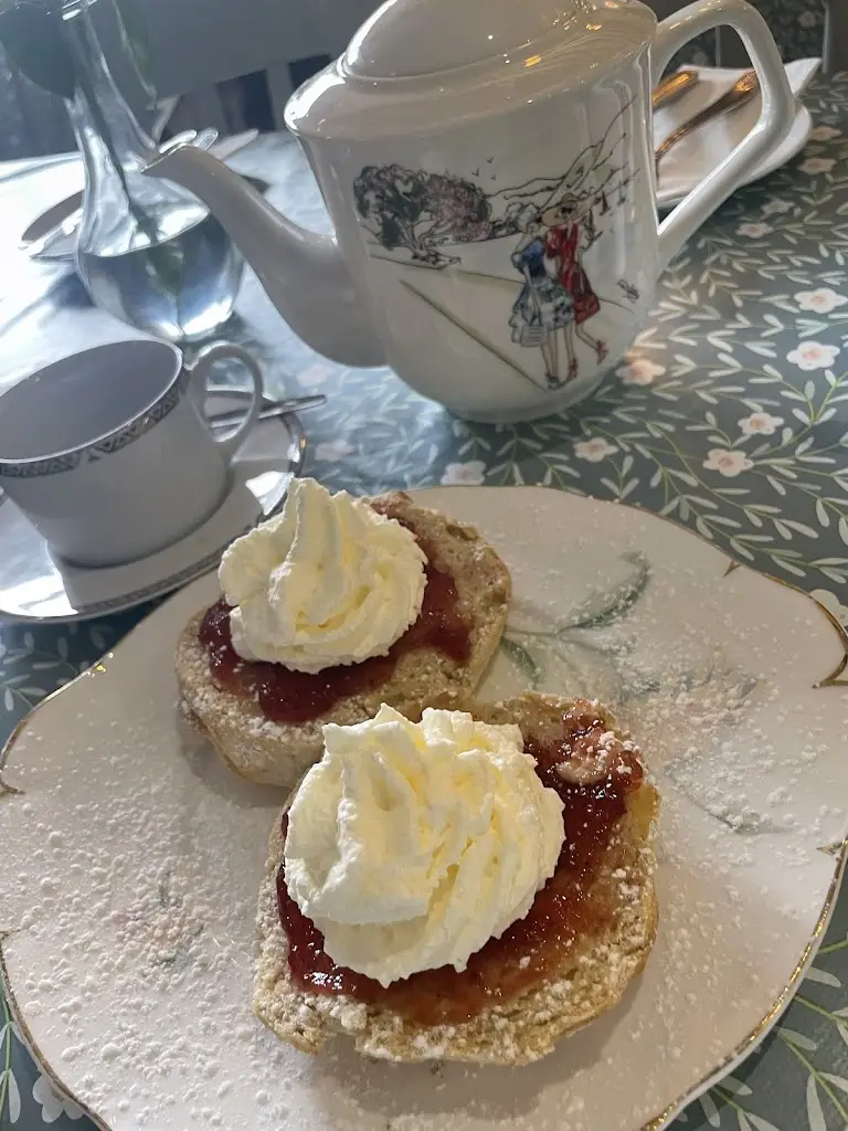 Tea and Tones Shannon_Shannon_slider_image_2