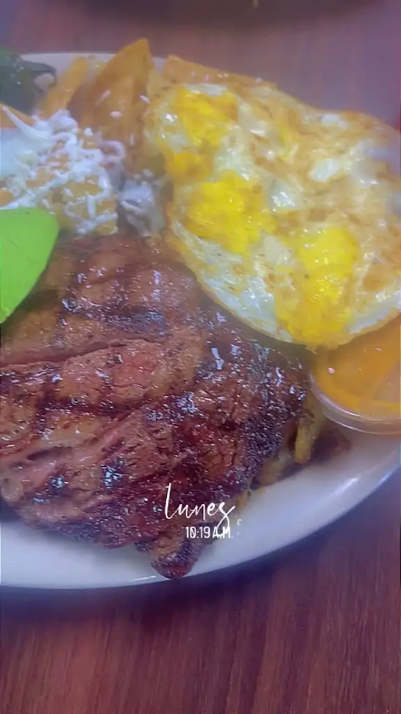 The Rós Café_Newmarket on Fergus_slider_image_2