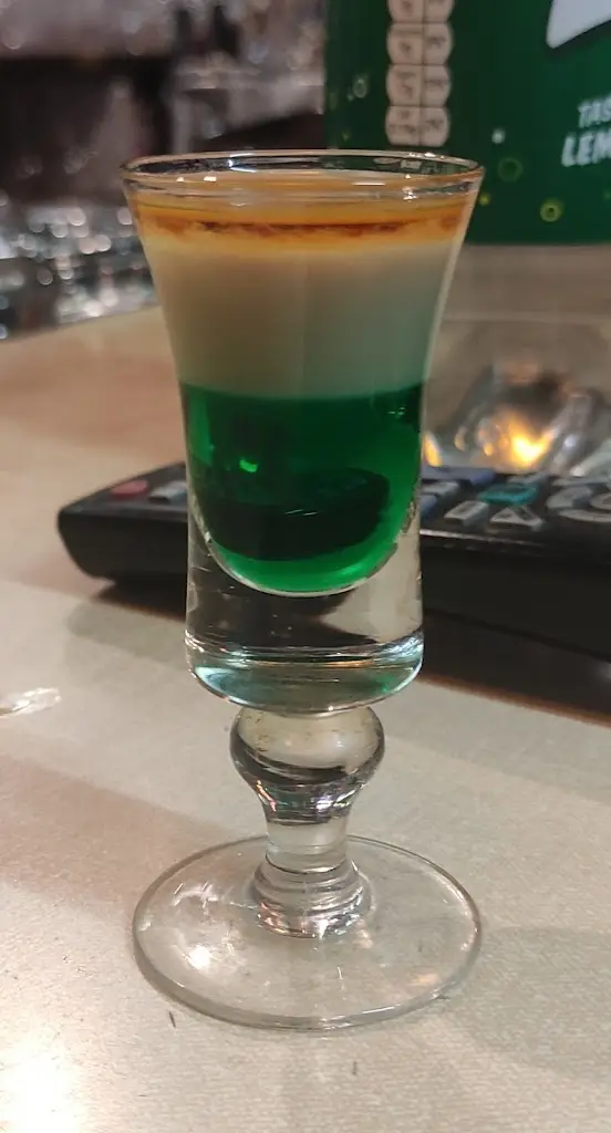 O'Neill's Bar_Newmarket on Fergus_slider_image_2