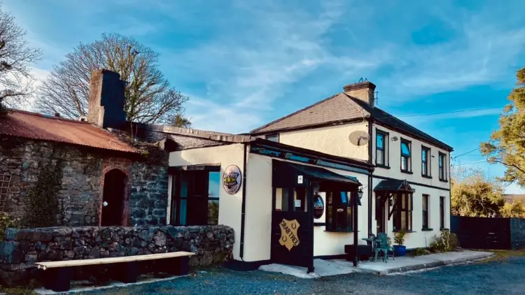 The Crabtree Tavern_Newmarket on Fergus_slider_image_3