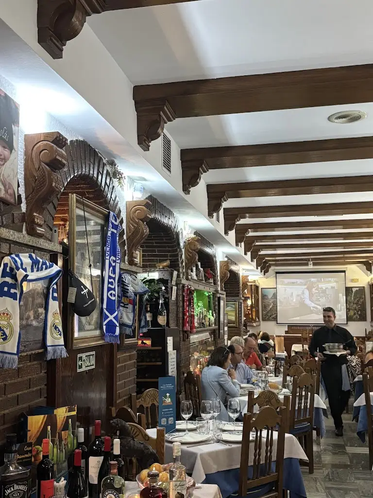 Mamma Mia Take Away_Newmarket on Fergus_slider_image_3