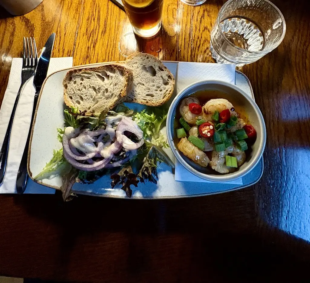 Riu Navarro_JP Clarke's_Newmarket on Fergus_review