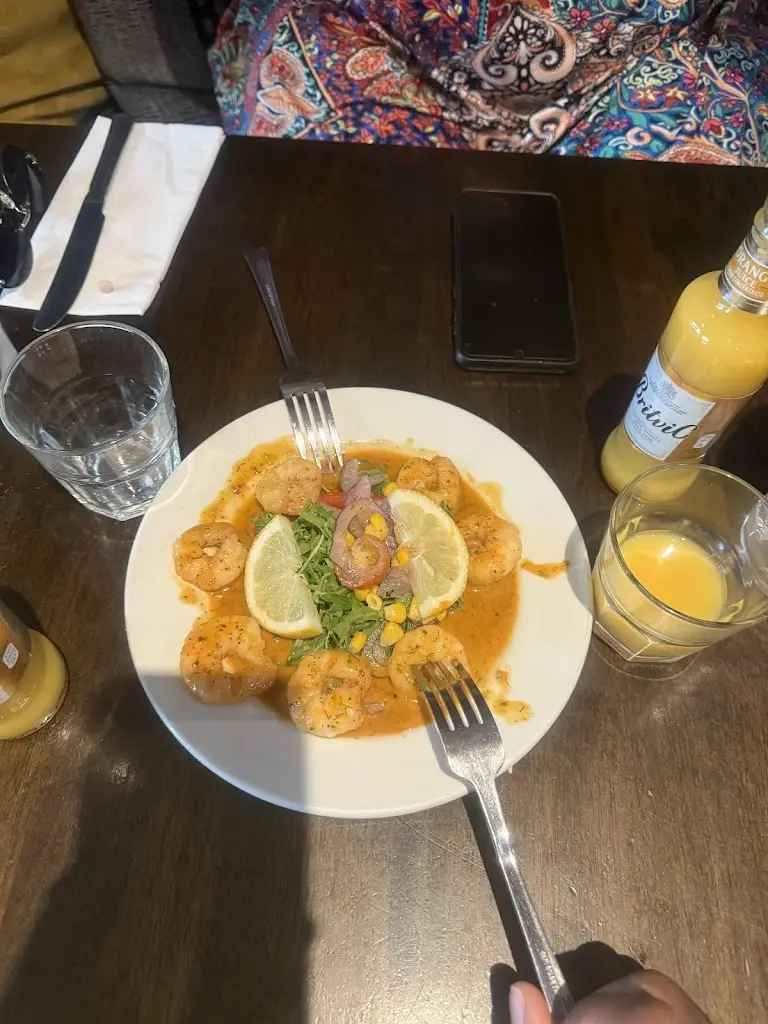 Stephanie Jim-Halls_Bella Cafe Mallow_Mallow_reseña