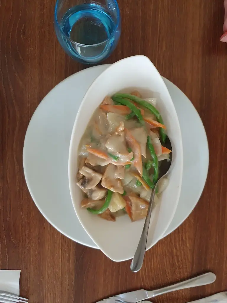 Hadas Bar_City palace Chinese restaurant_Mallow_review