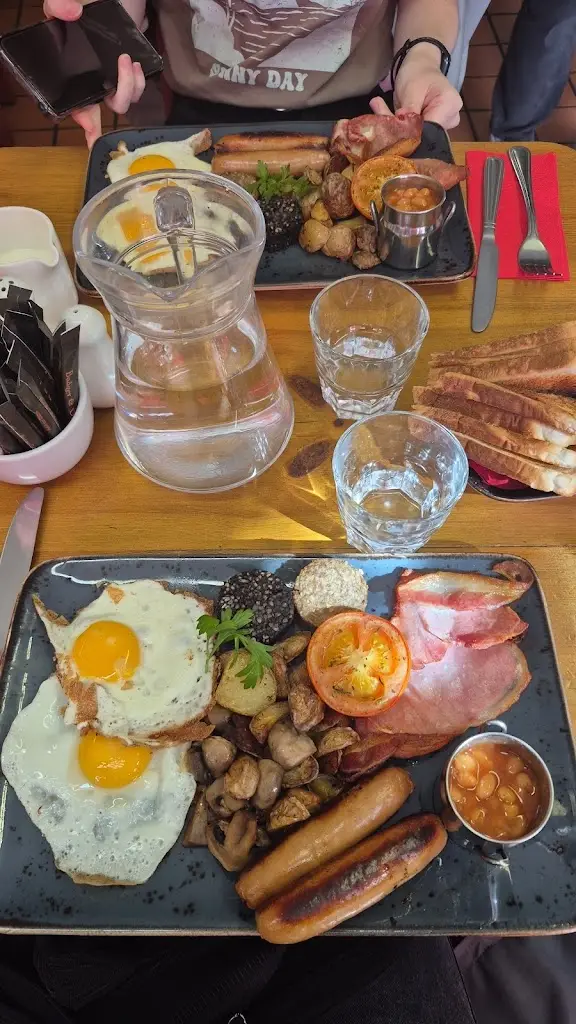 Weronika Formanek_Cosy Café_Kinsale_avis