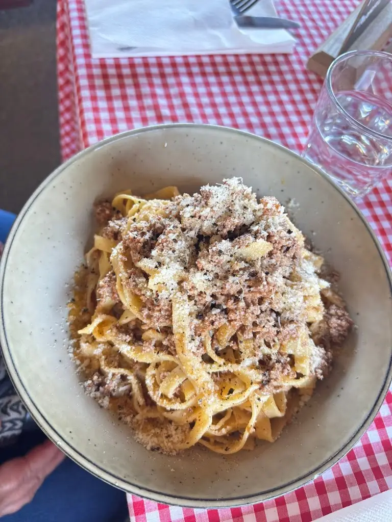 John Doe_Café & Osteria Tiramisu Da Costa Family_Waterford_review