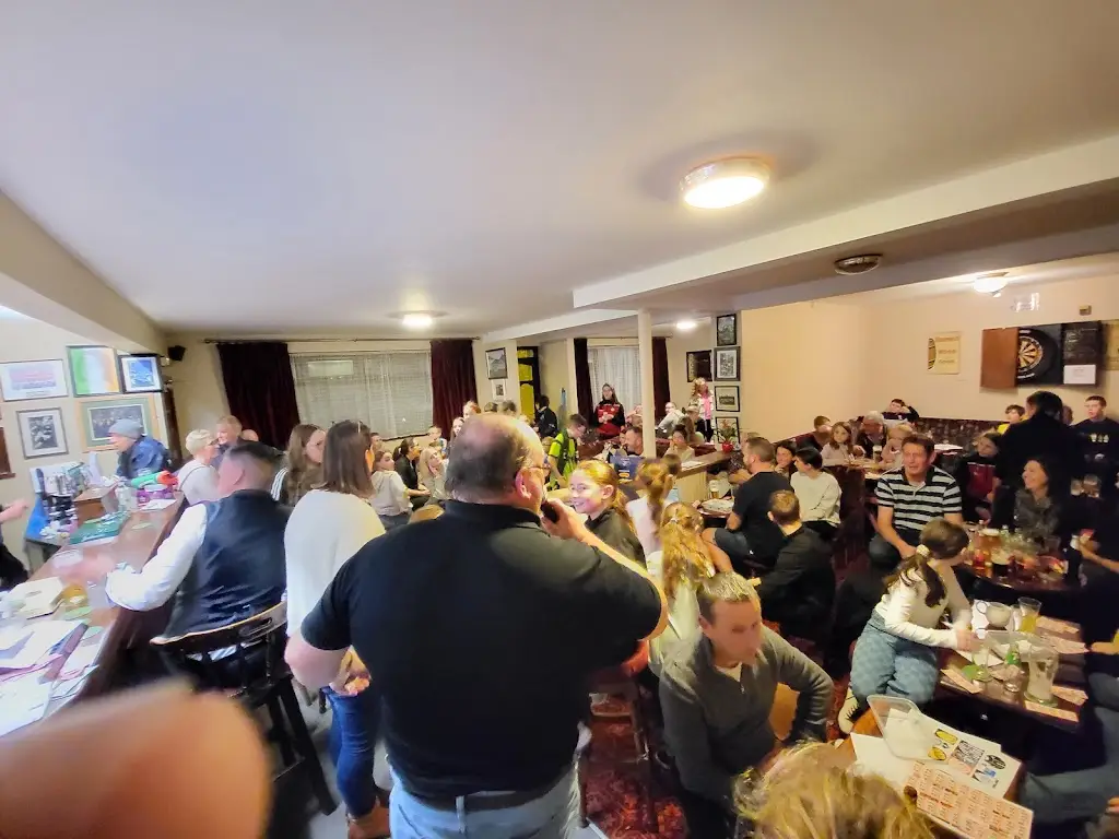 The Hut Bar restaurante en Watergrasshill