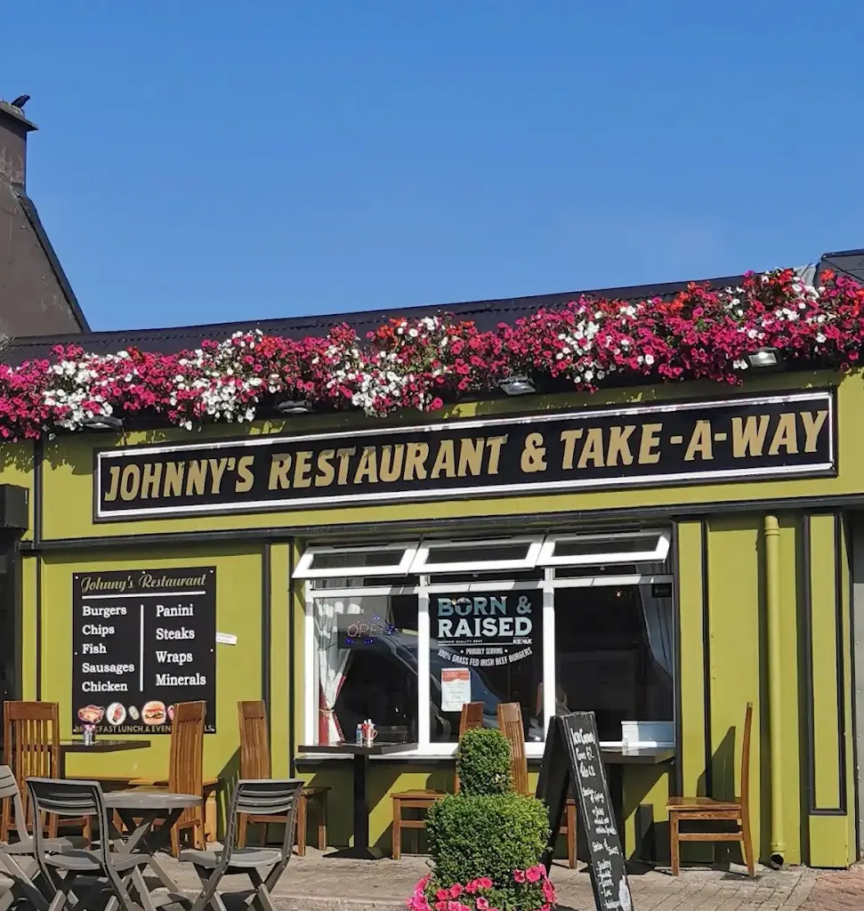 Johnnys Restaurant & Takeaway restaurante en Watergrasshill