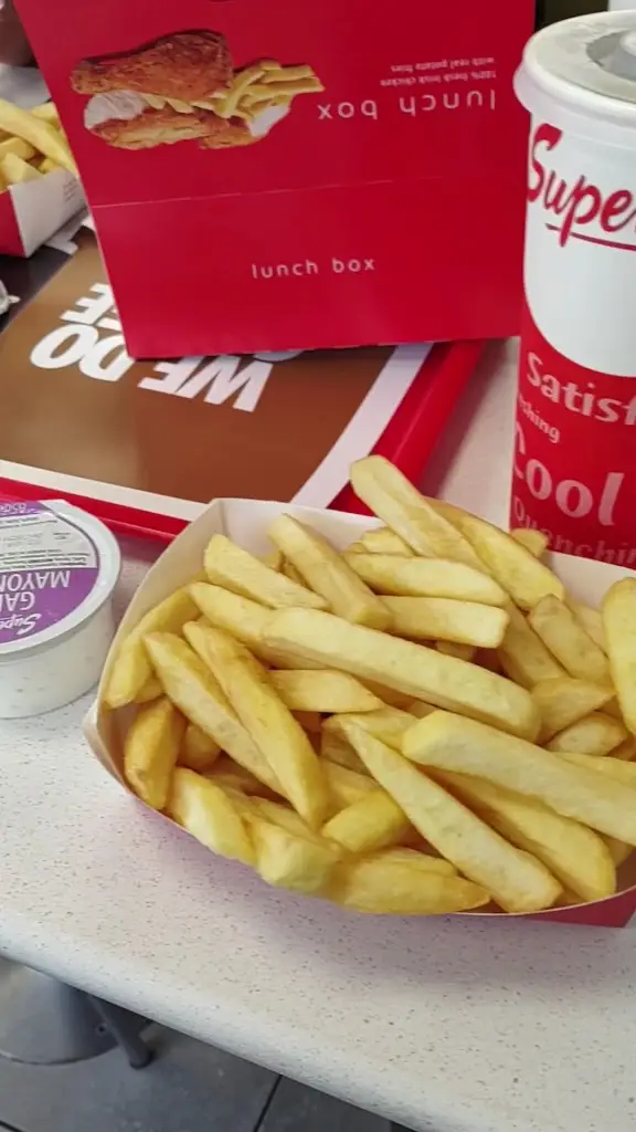 Supermac's & Papa John's Gort_Gort_slider_image_2