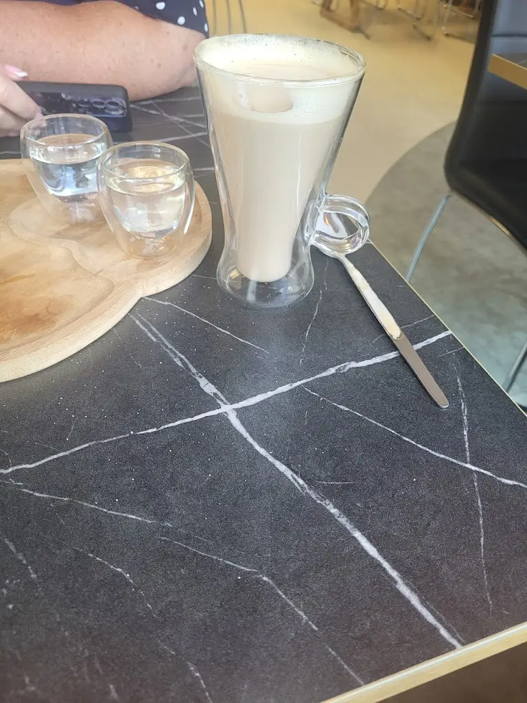 Annmarie Braddish_The Arra Cafe_Newcastle West_review