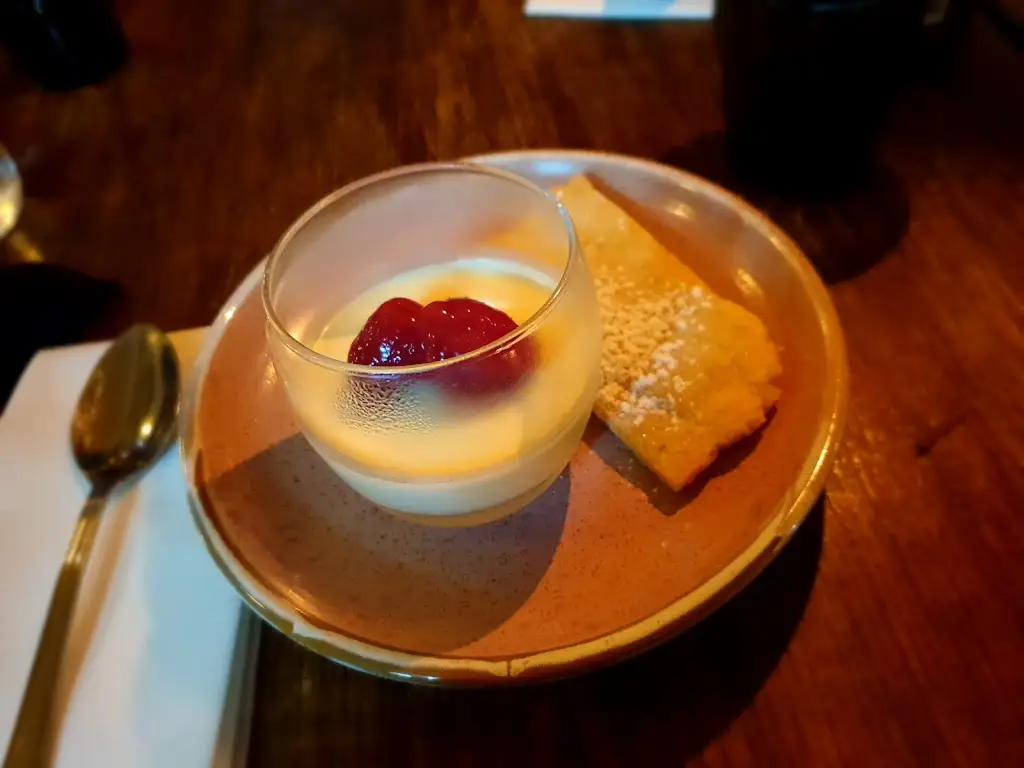 Menu_The Pier Restaurant_Trá Mhór_image_7