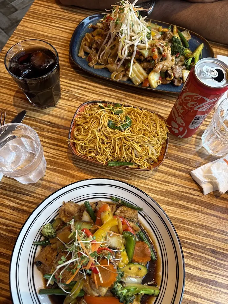 Nikitha Nair_LANA Asian Street Food Tramore_Trá Mhór_avis