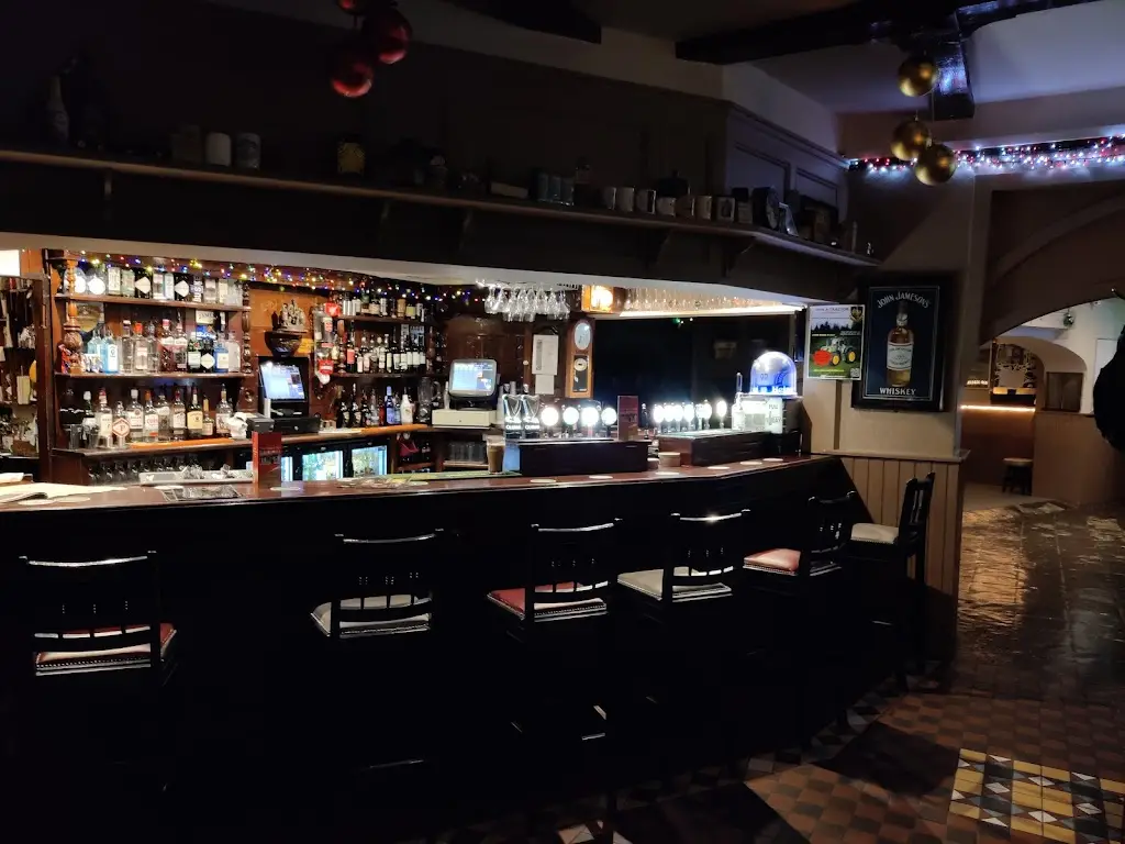 John Carty_Noel Ryan's_Thurles_Bewertung