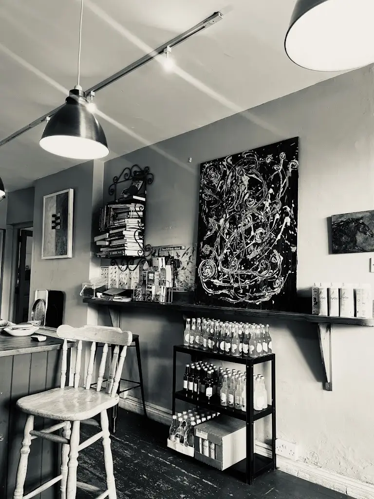 Ikaro Cavalcanti_The Green Sheep_Thurles_reseña