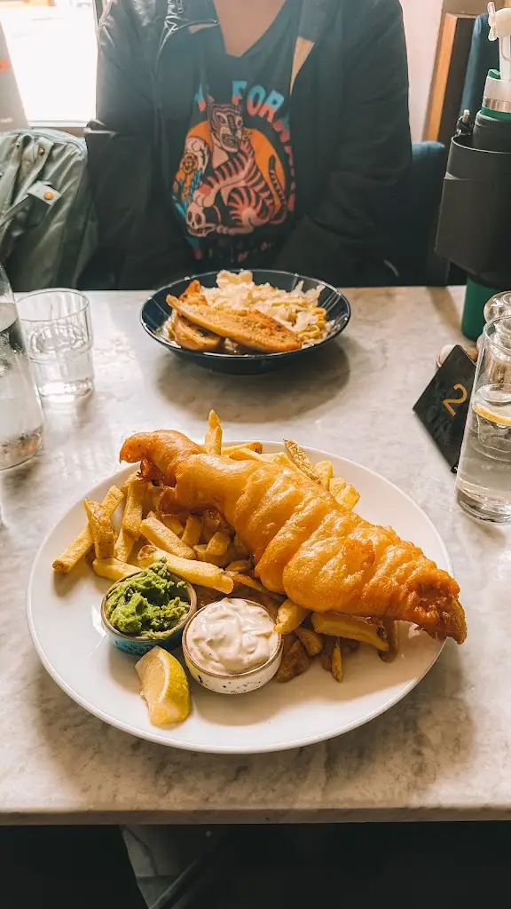 Lucas Raiol_Wild Ways @ Dillons Corner_Skibbereen_review