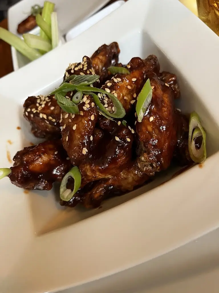 Simu Tropper_Baby Hannah's Bar_Skibbereen_reseña