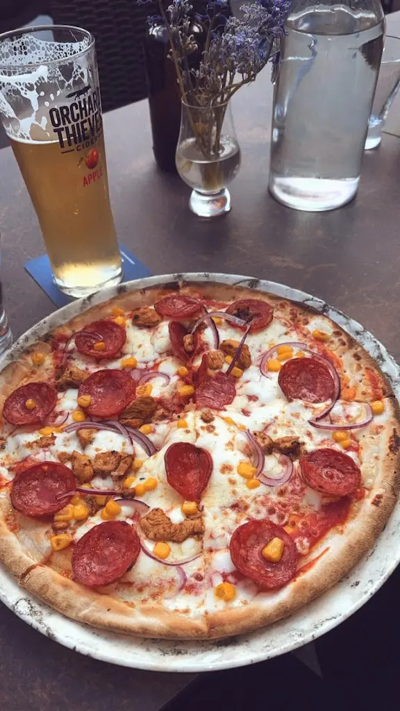 Emily_Baby Hannah's Bar_Skibbereen_reseña