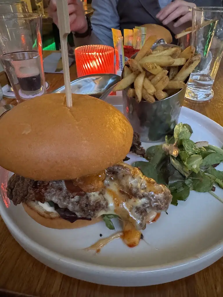 Baby Hannah's Bar_Skibbereen_slider_image_2