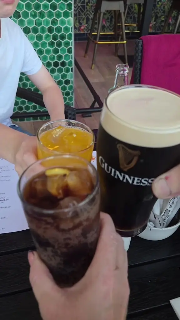 Olive Kelly_Claregalway Hotel_Claregalway_review