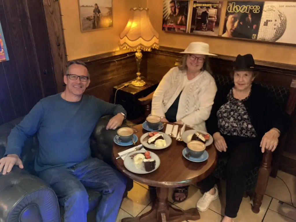 Jen and Jeff Stemes (Retired in Ireland)_The Anglers Rest_Ballyconnell_Bewertung