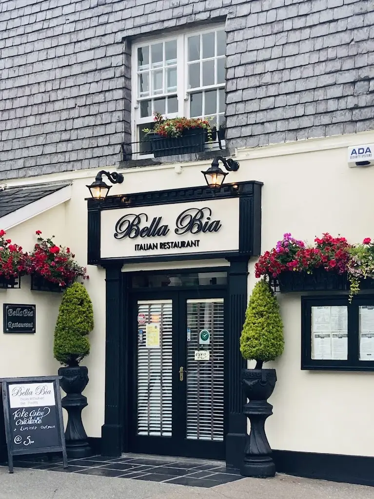 Deirdre Chambers_Bella Bia_Tralee_review
