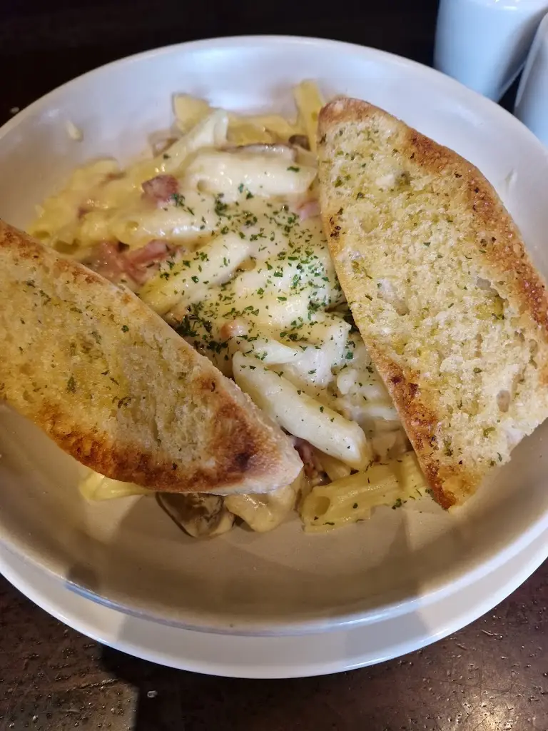 Johnny Frank’s Bar, Lounge & Terrace_Tralee_slider_image_2