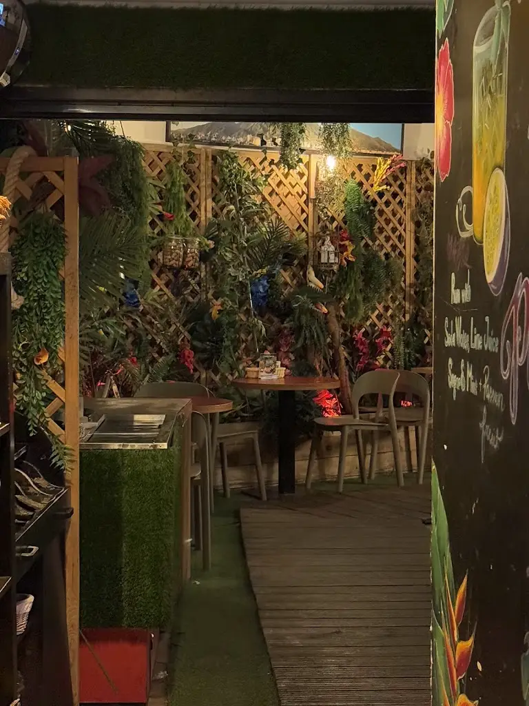 Mario's Takeaway Ballyjamesduff_Ballyjamesduff_slider_image_3