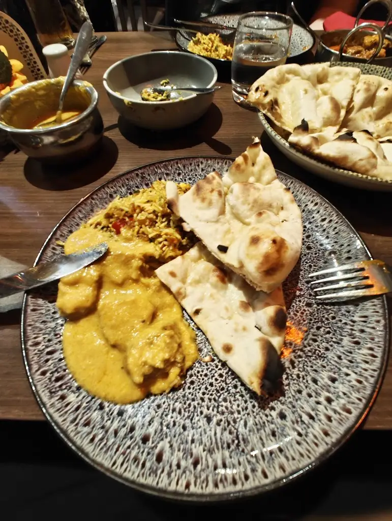 Luke T._The Paradise, Indian European restaurant & takeaway_Ballybofey_avis