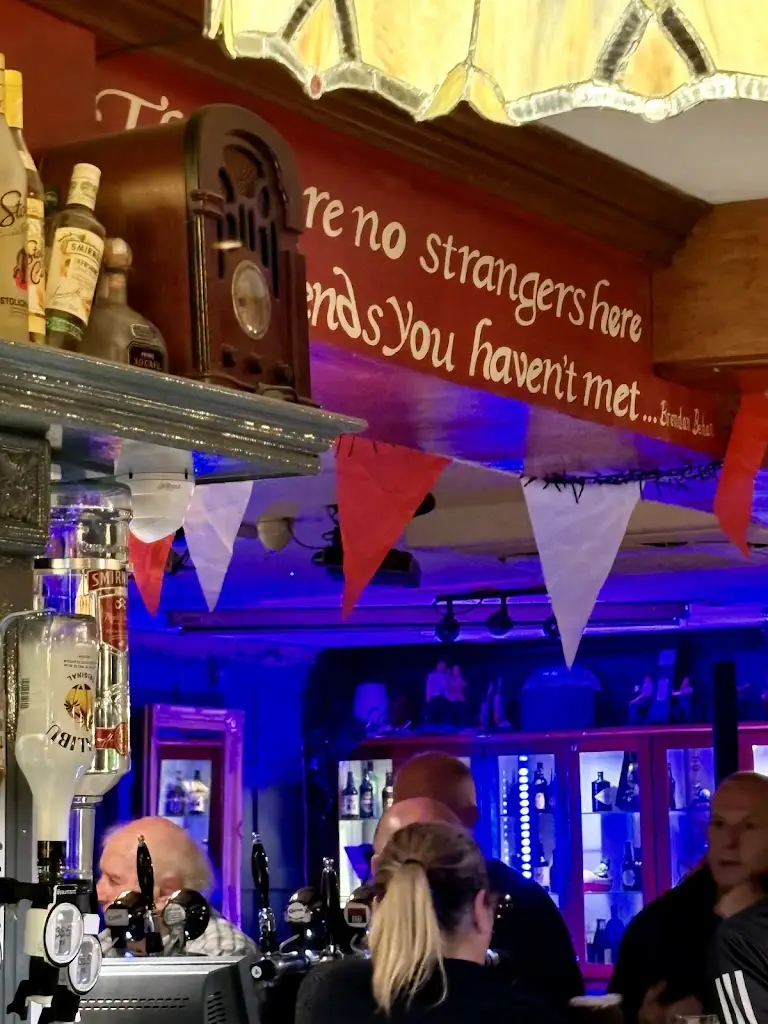 Carlos Garcia Quinoa_JD's Pub_Youghal_review