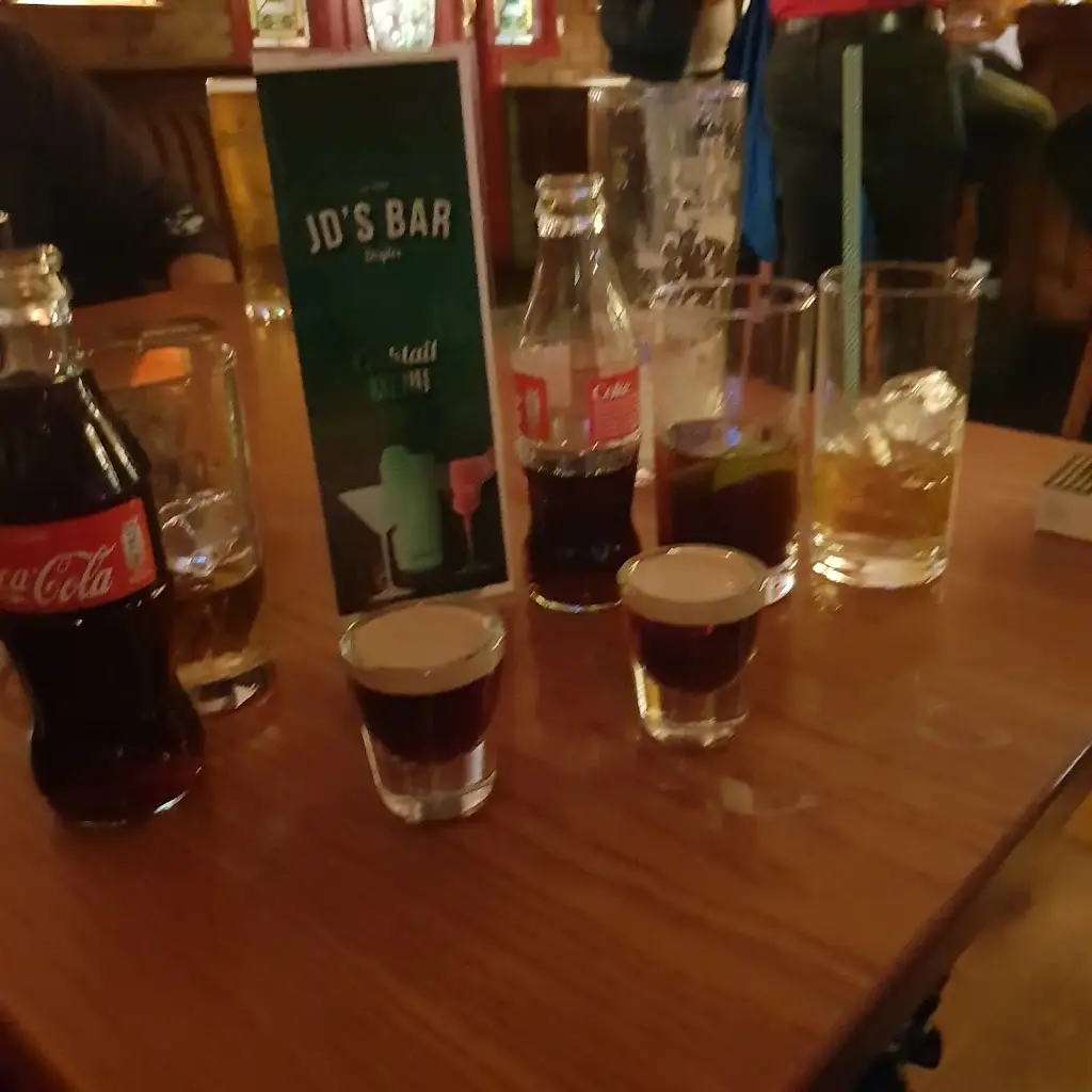 Paul Manning_JD's Pub_Youghal_review