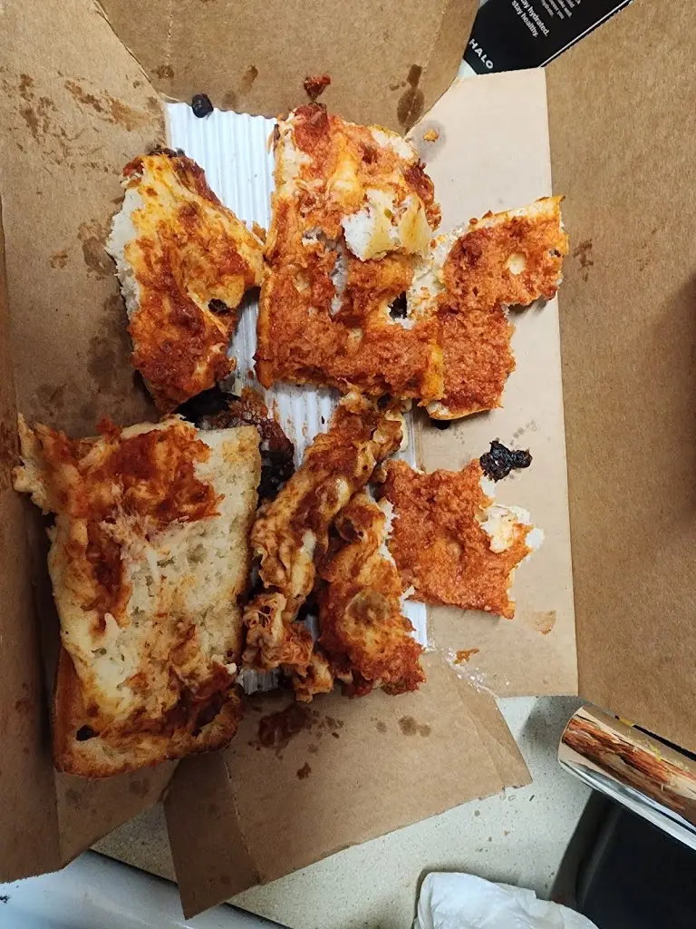 Emilia Kacprzyk_The Castle Sports & Gastro Bar Belturbet_Belturbet_reseña