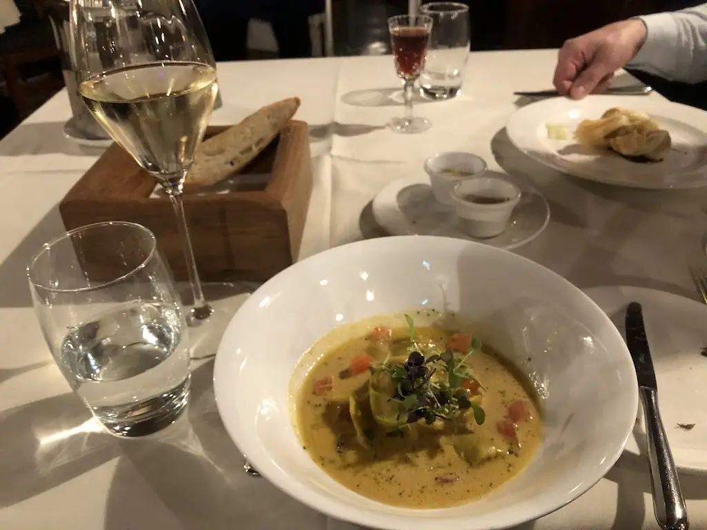 Omaima Al Najjar (Omi)_The Olde Post Inn_Belturbet_review