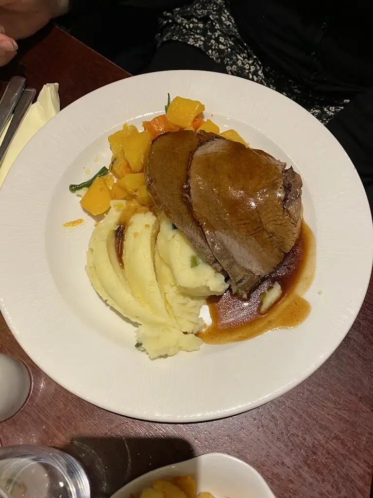 Sergi Castillo Lapeira_Valley Lodge_Carrickmacross_review