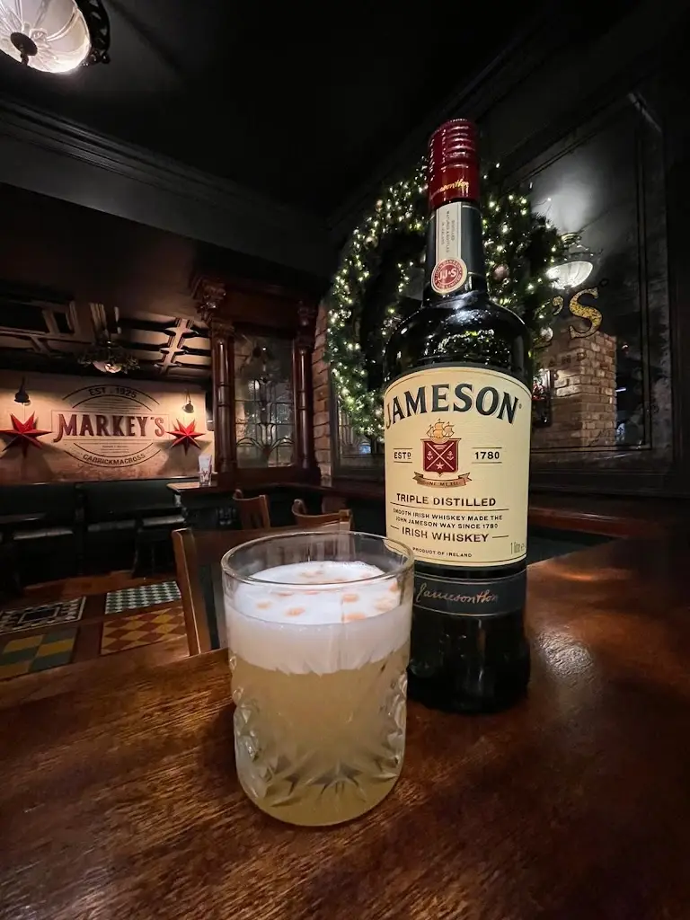 Markey's Bar & Restaurant_Carrickmacross_slider_image_3