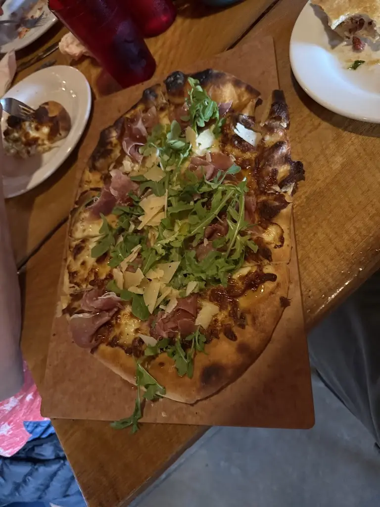 Raoul Anthony_Simpsons Bar & Restaurant / Oliver’s restaurant_Carndonagh_review