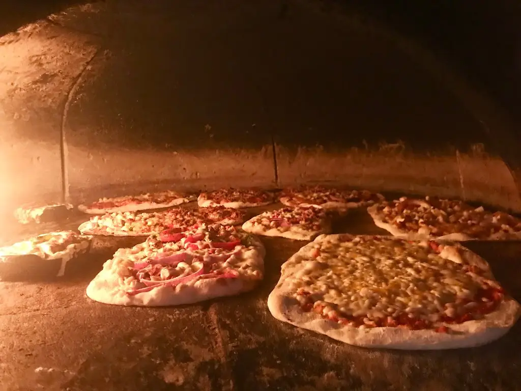 Simpsons Bar & Restaurant / Oliver’s restaurant_Carndonagh_slider_image_3