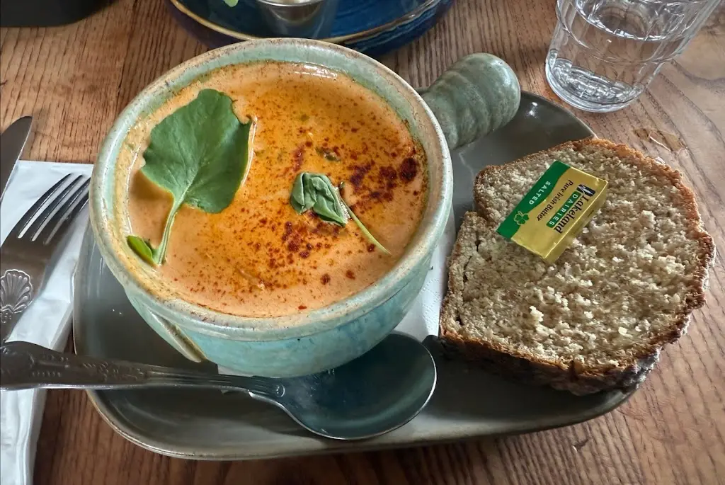 Akram M_Nancy's Barn Ballyliffin_Carndonagh_review