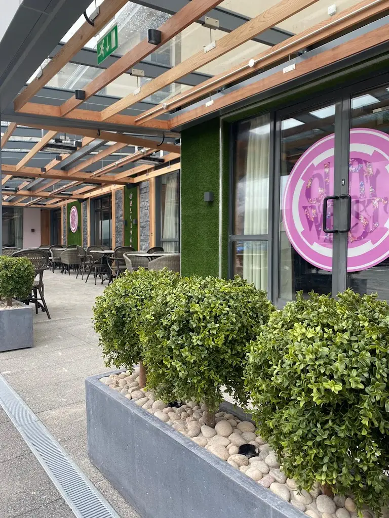 Quay West Restaurant & Terrace restaurante en Bundoran