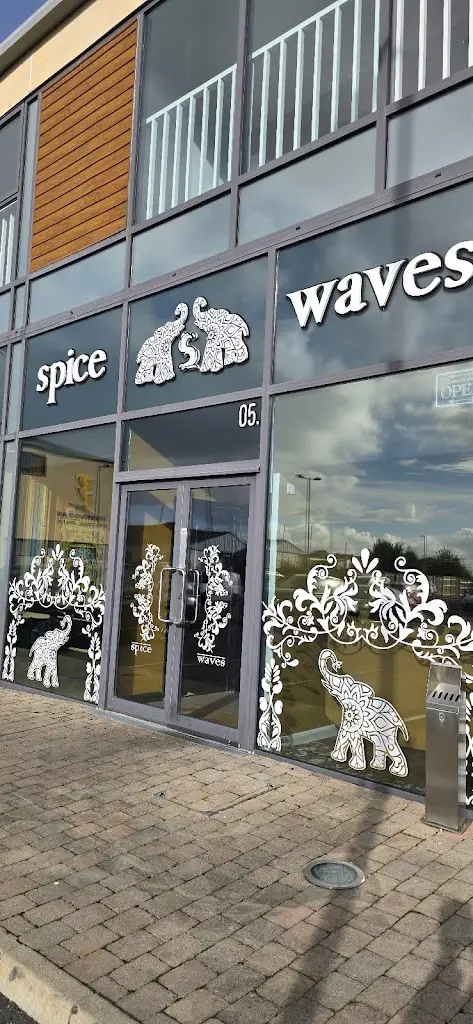 Lisa Clarke_Spice Waves_Bundoran_review