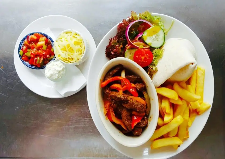 Shannons Corner Restaurant_Ballyshannon_slider_image_2