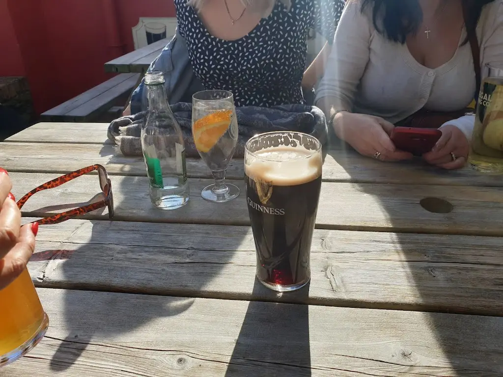 Menu_Dicey Reilly’s Pub, Off-Licence, Microbrewery & Beer Garden_Ballyshannon_imagen_6