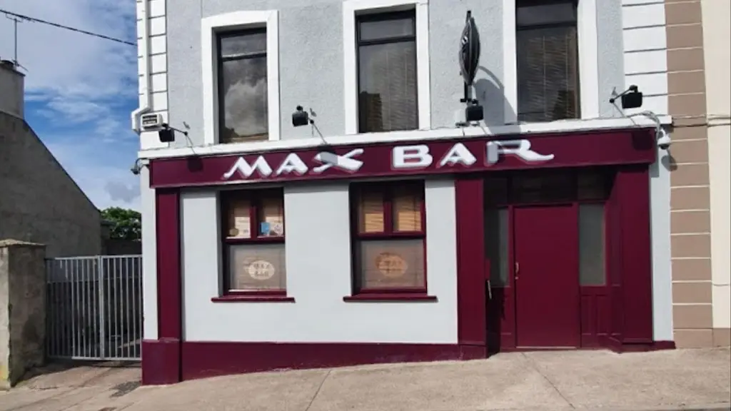 Max Bar_Ballyshannon_slider_image_1